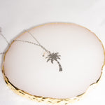Load image into Gallery viewer, Palm Paradise Necklace MeOcean