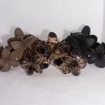 Load image into Gallery viewer, Triple Panter Flower HairClip - MeOcean