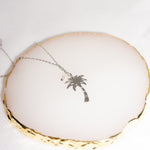 Load image into Gallery viewer, Palm Paradise Necklace MeOcean
