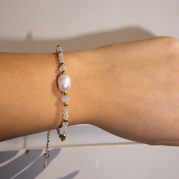 Pearl Whisper Bracelet - MeOcean